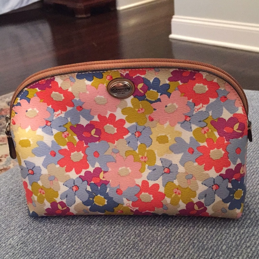 Coach cosmetic case